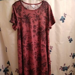 LulaRoe BNWOT XL Carly